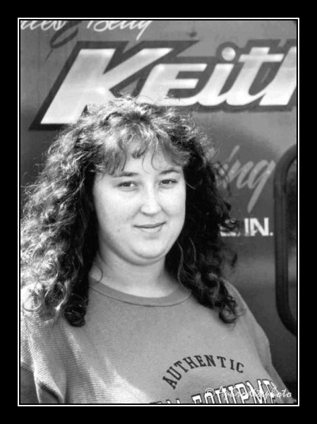 32 USA portraits - Truck girl